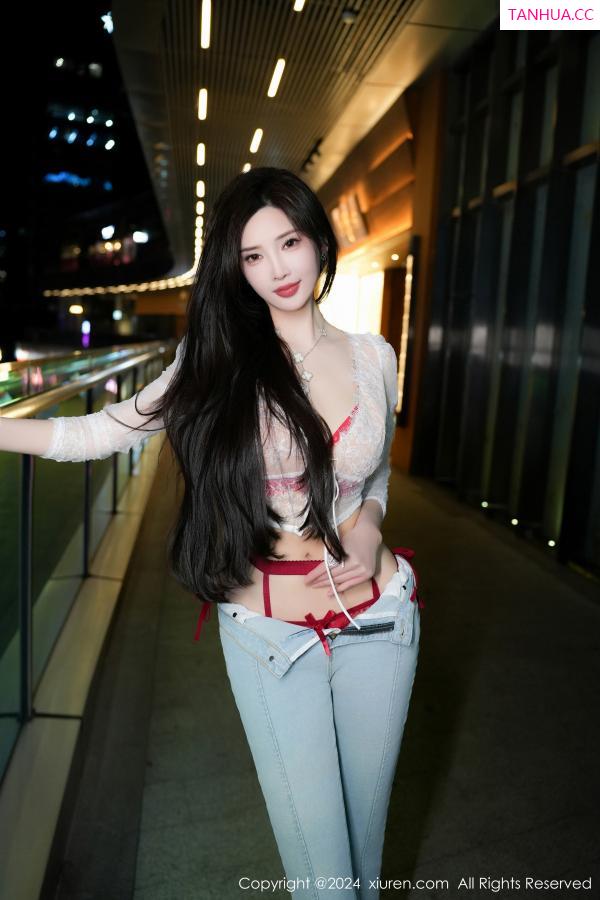 周妍希 奶瓶土肥圆 [XiuRen]高清写真图 2024.07.12 No.8846 Carol周妍希X 牛仔裤美腿第20张图片